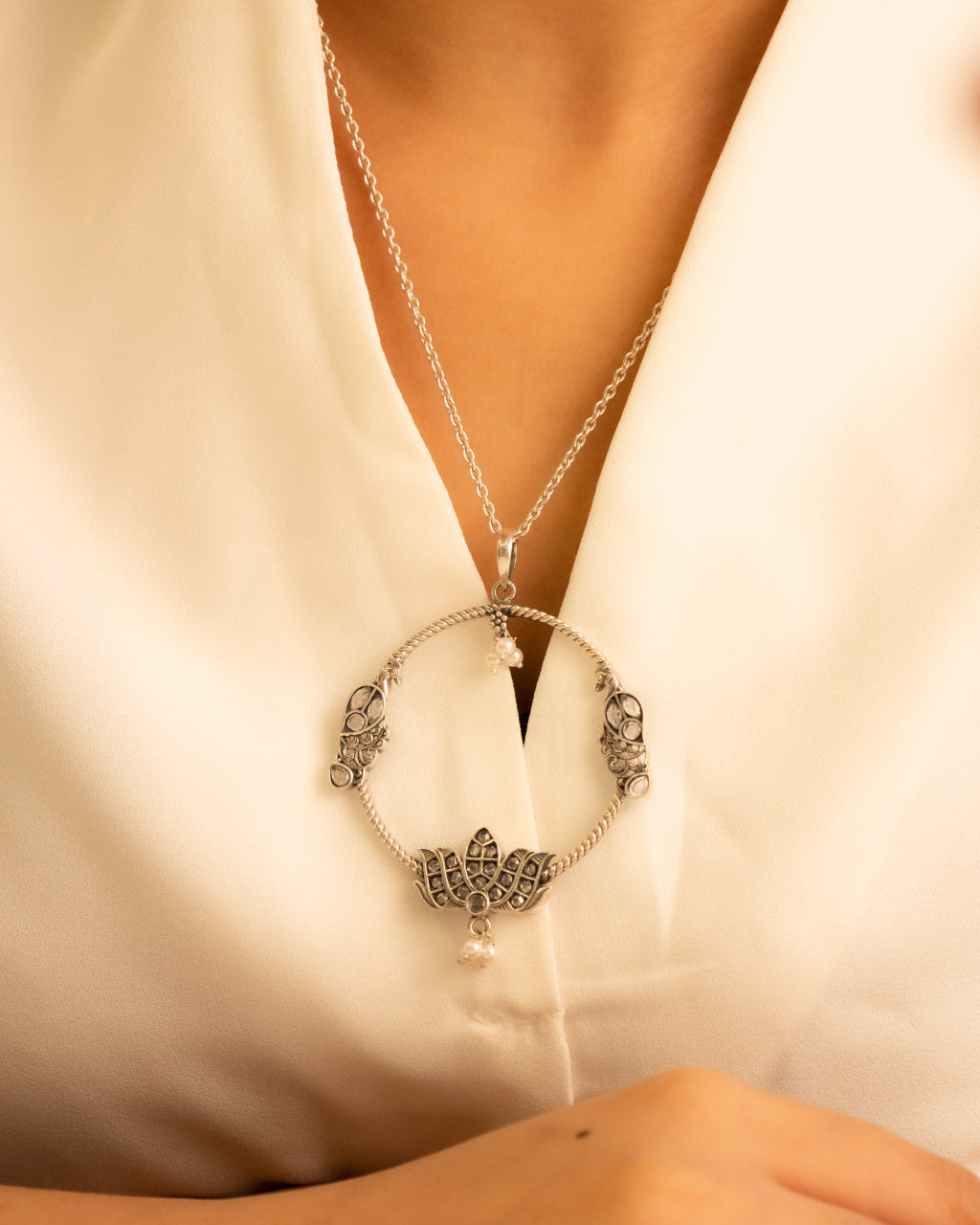 Essence Fine Parrot Lotus Motif Necklace