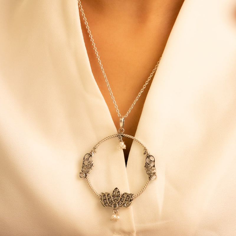 Essence Fine Parrot Lotus Motif Necklace