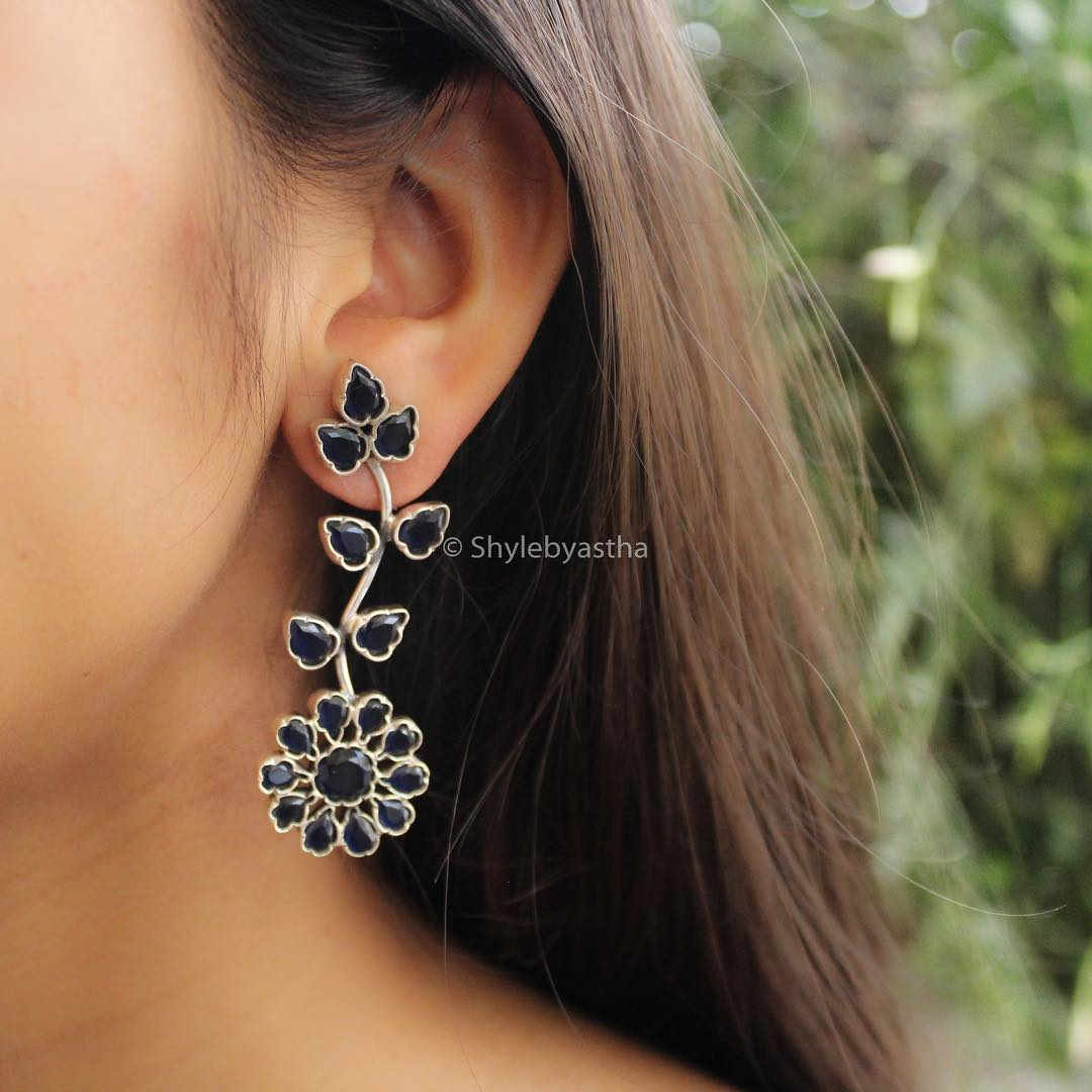 Essence Lapiz Lazuli Flower Earrings