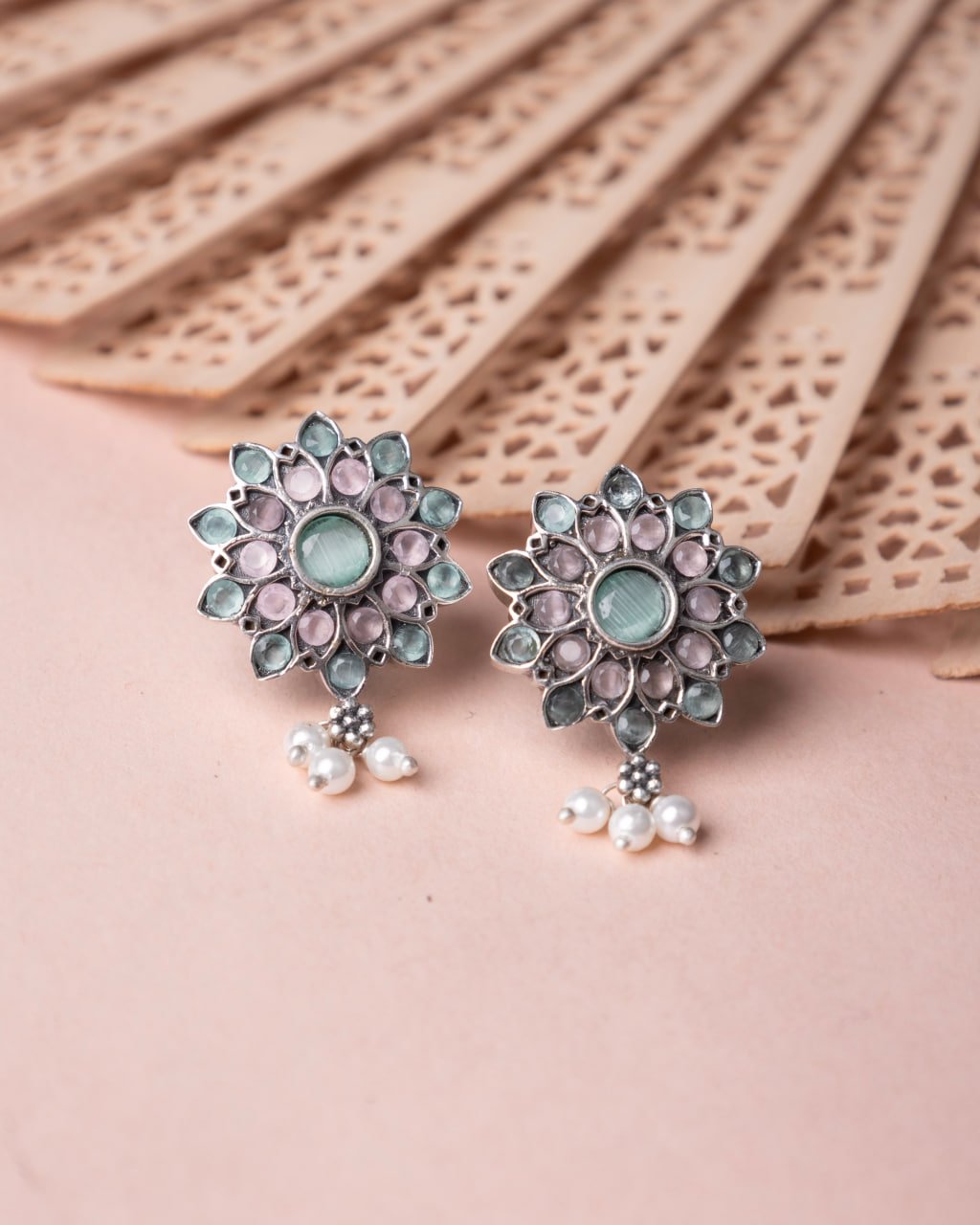 Essence Pastel Flower Stud Earring