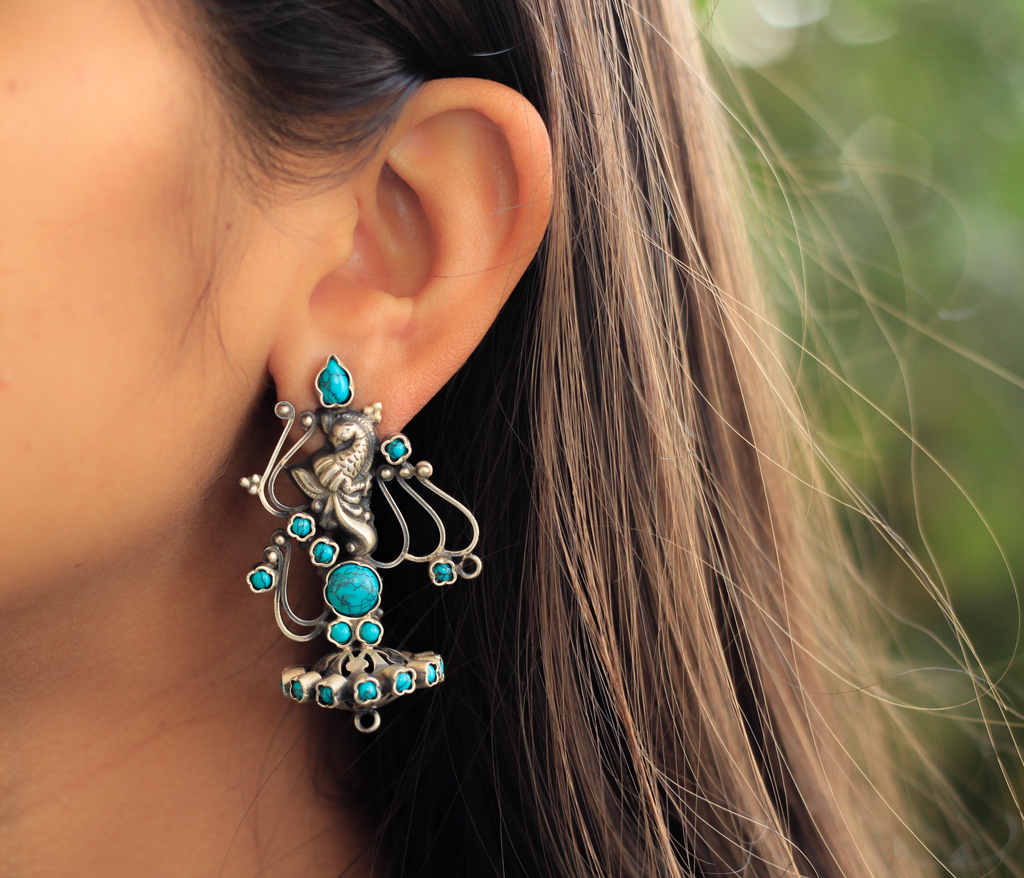 Essence Peacock Art Turquoise Studs