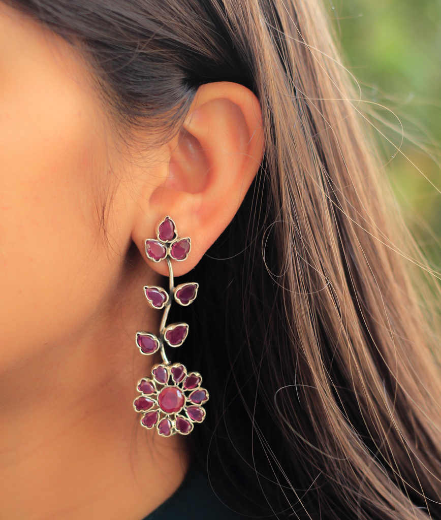 Essence Ruby Flower Art Studs