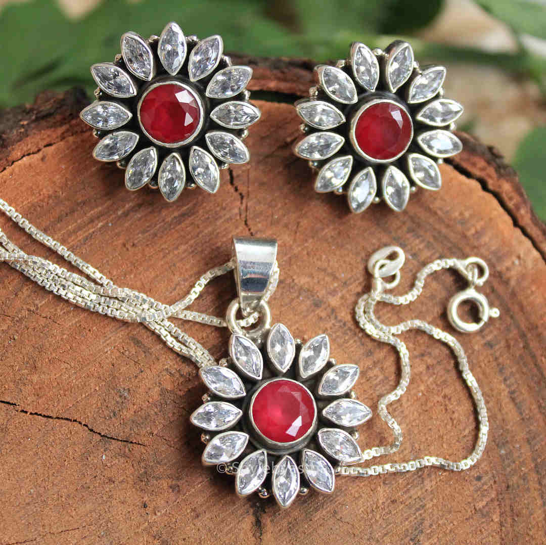 Essence Zircon Ruby Studded Pendant Set