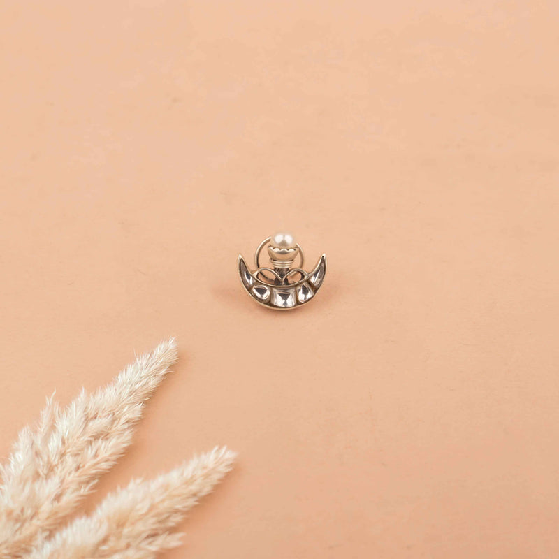 Essence Chaand Moti Pierced Nose Pin