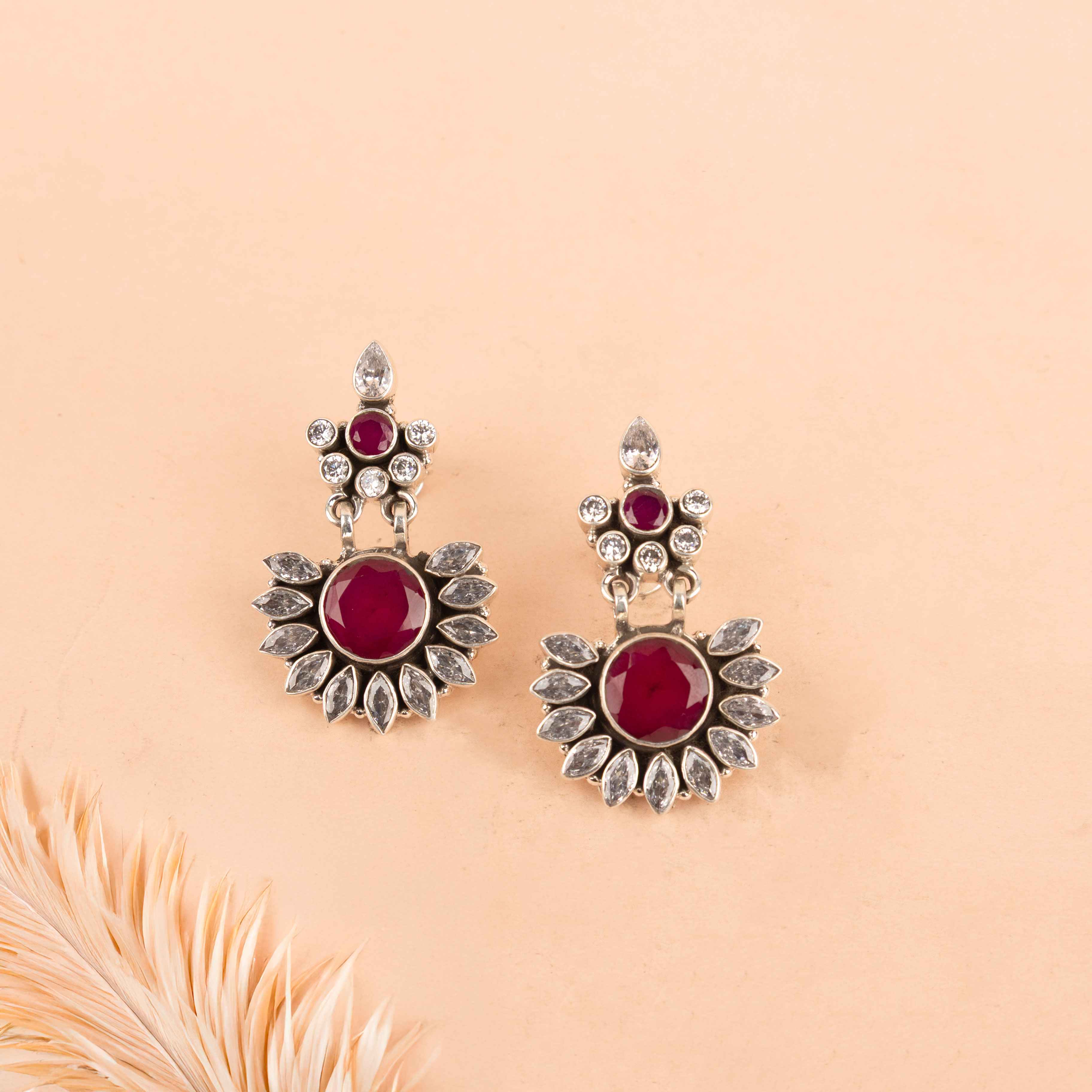 Essence Fine Jadau Earring
