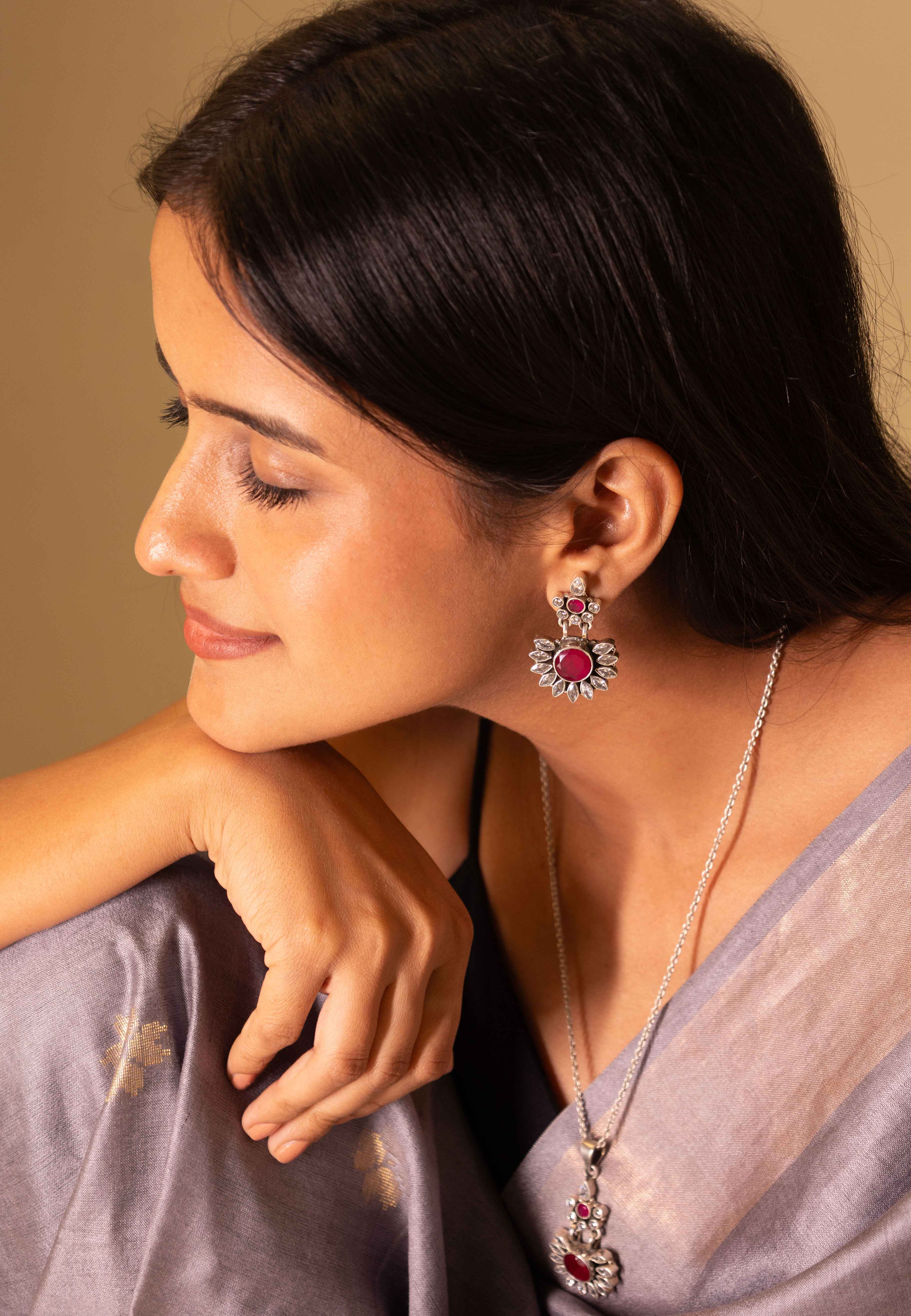 Essence Fine Jadau Necklace Set