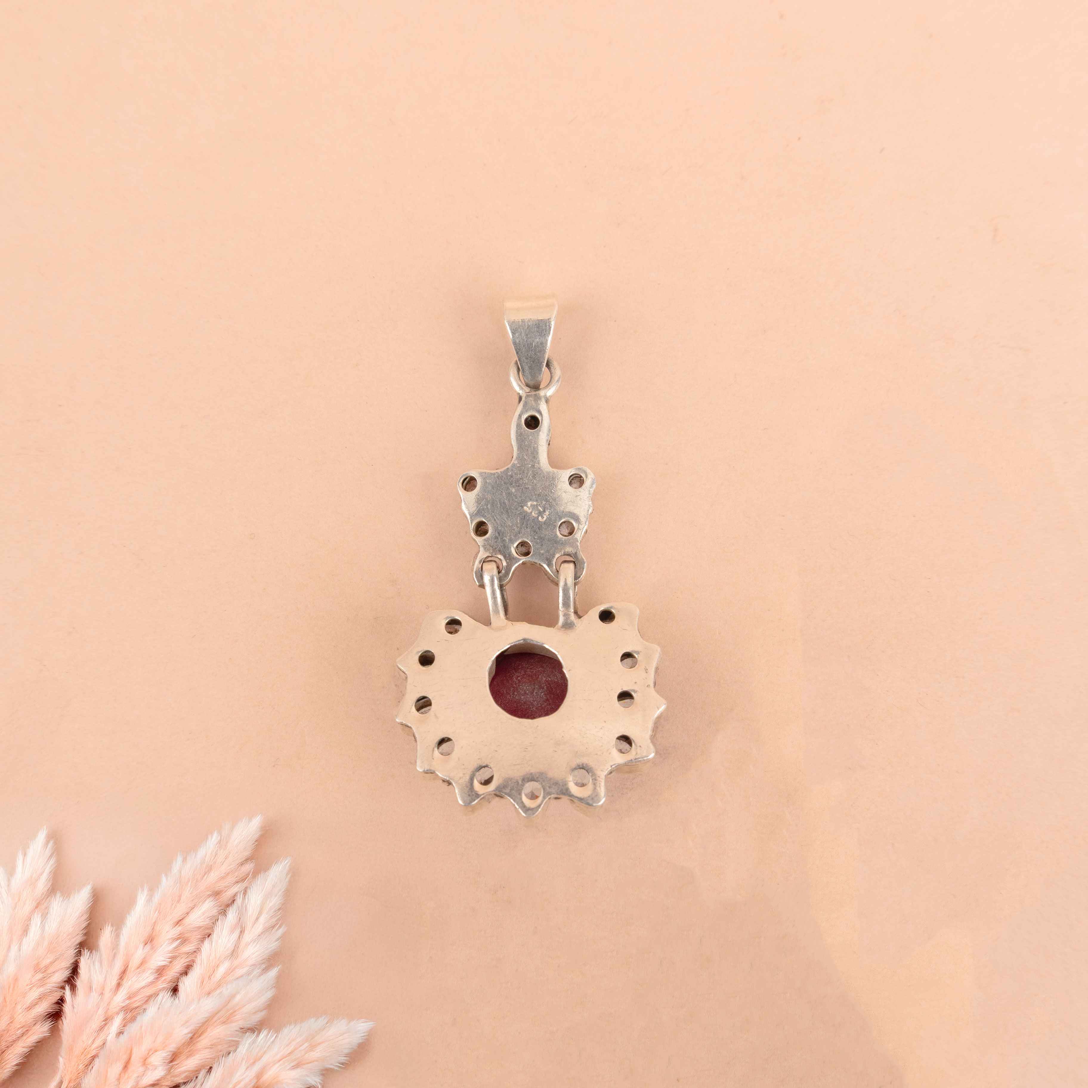 Essence Fine Jadau Pendant