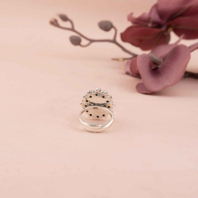 Essence Green Scintillating Ring