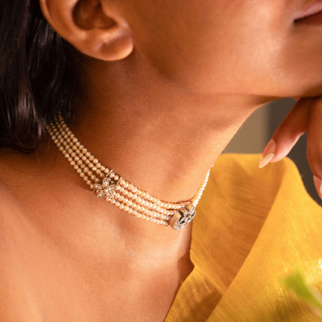 Essence Kundan Chaand Phool Pearl Choker