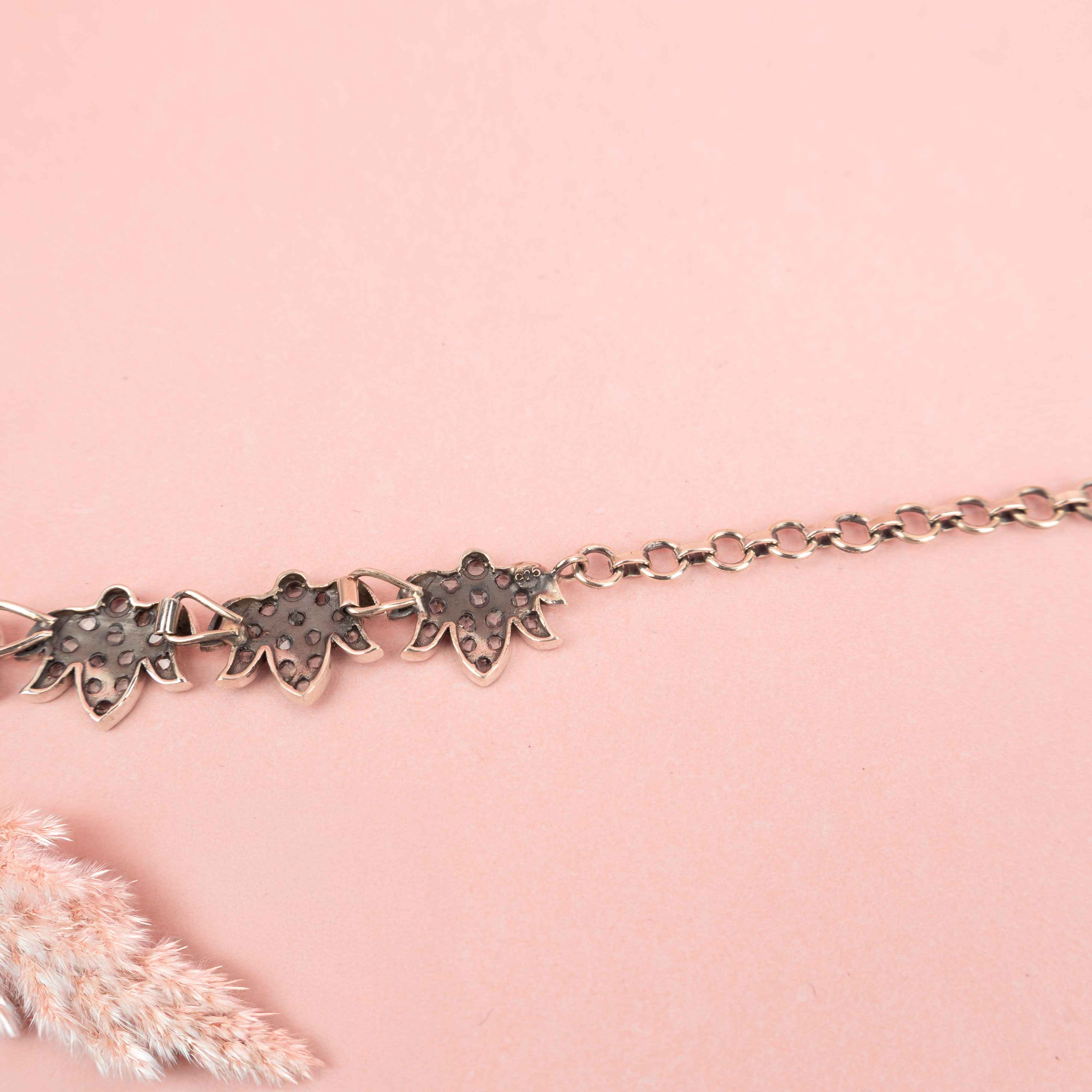 Essence Scintillating Lotus Timeless Necklace