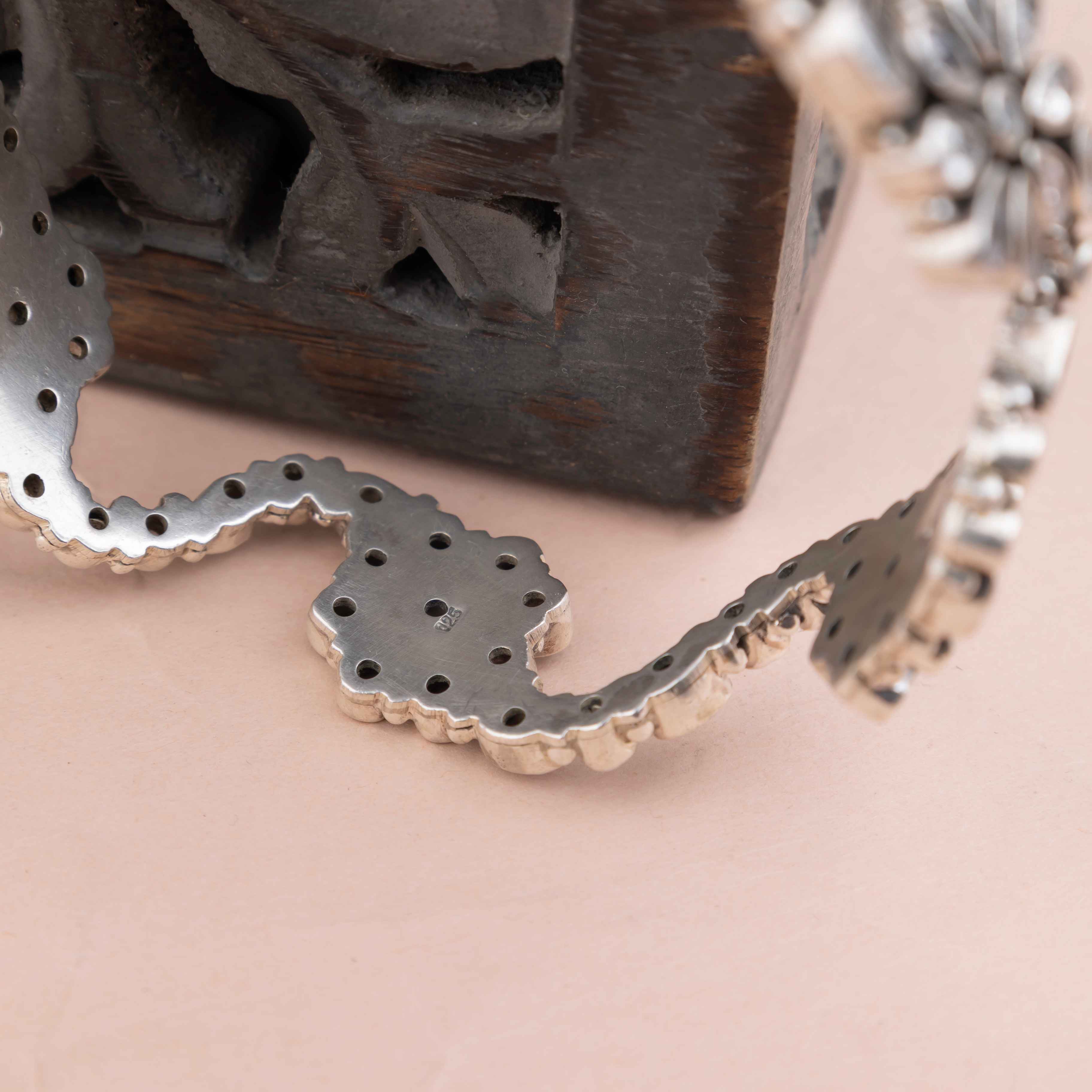 Essence Zircon Flower Bangle