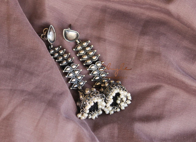 Dulari Embossed Motif Classic Jhumka