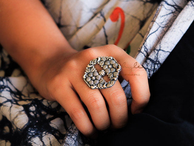 Adya Bageecha Intricate Stategment Ring