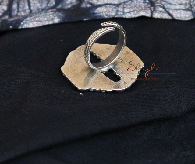Adya Bageecha Dual Tone Ring