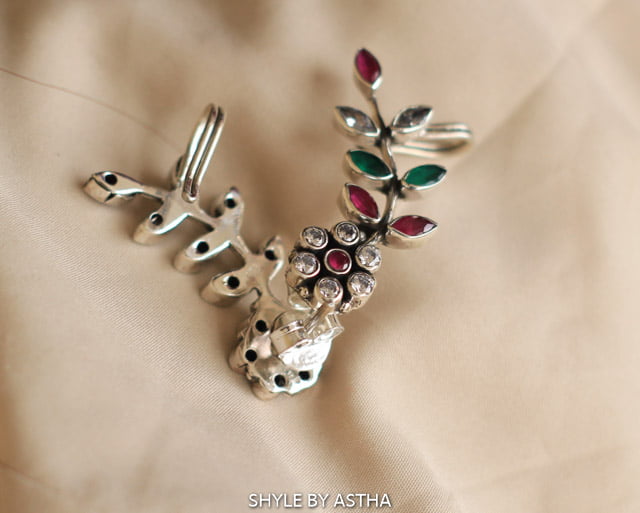 Adya Jadau Flora Ear Cuff