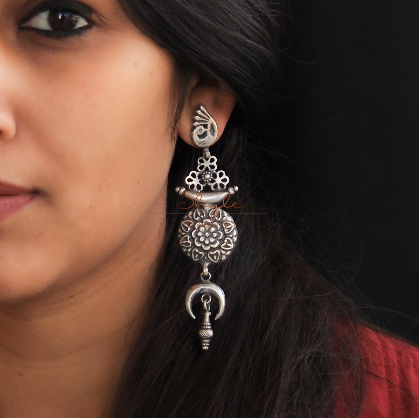 Adya Quirky lightweight earrings