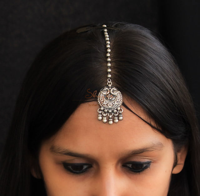 Moh Dual Peacock Intricate Maangtika