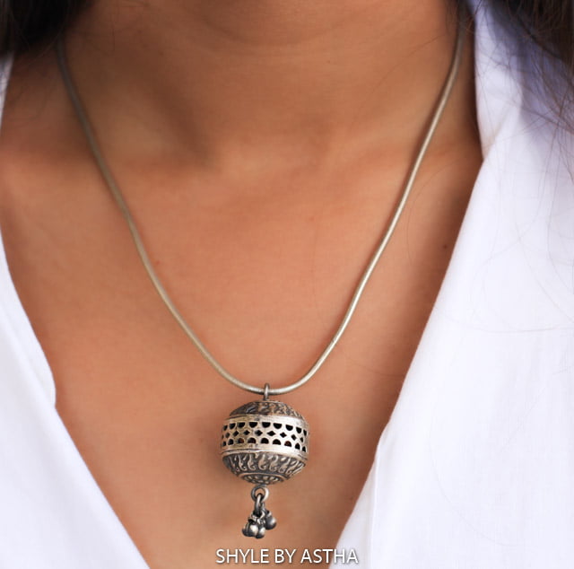 Anvaya Vintage Inspired Intricate Necklace