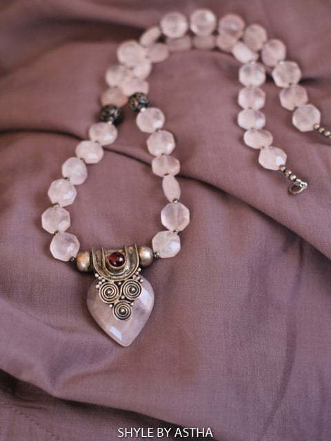 Essence Retro Inspired Fine Necklace