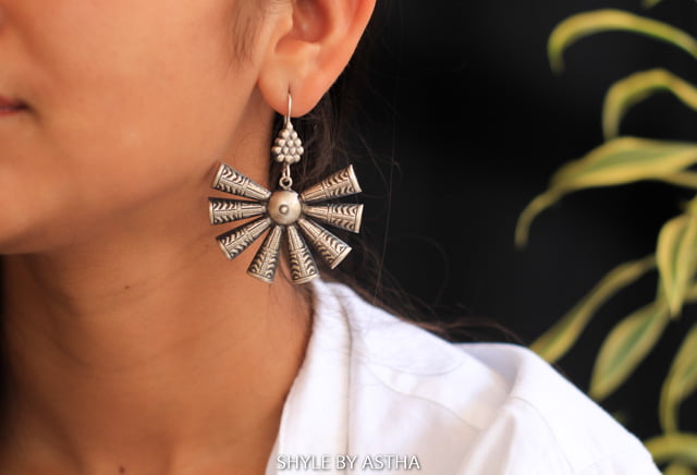 Mizoya Quirky Drop Earrings