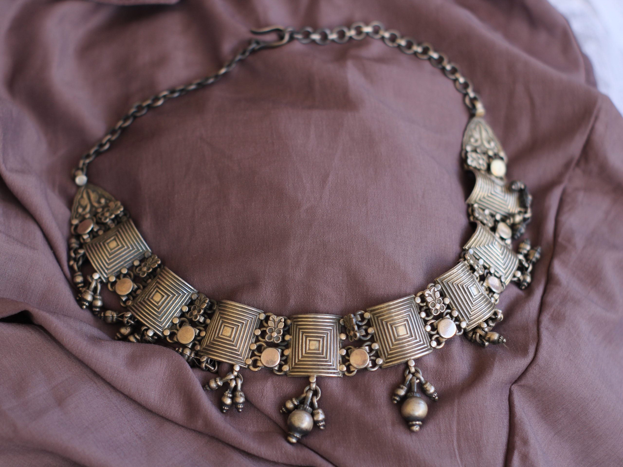 Anvaya Intricate Sequence Classic Necklace