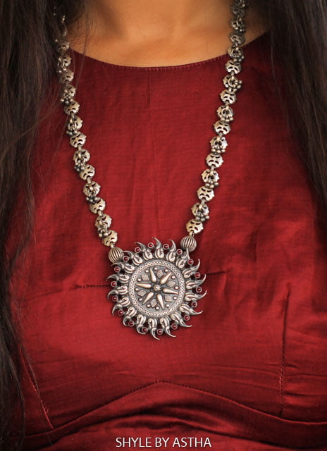 Tattva Ghughri Mini Parrot Necklace