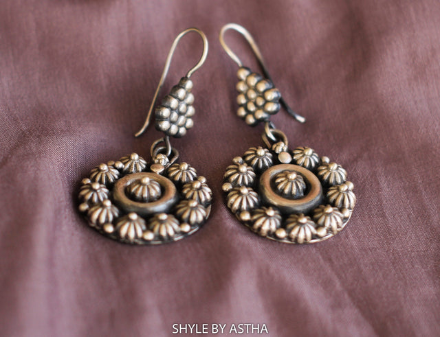 Mizoya Embossed Fish Hook Earring
