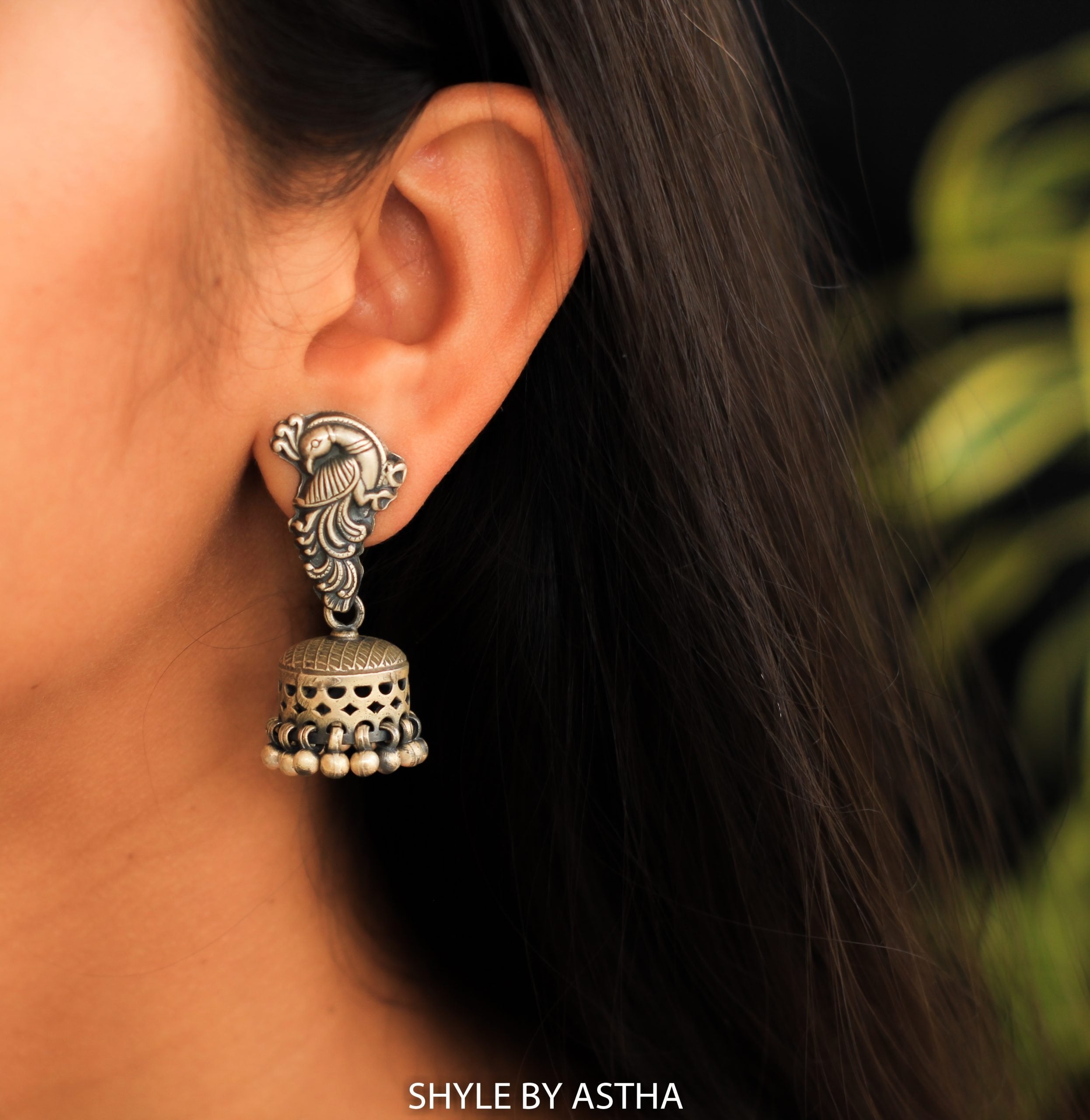 Moh Intricate Peacock Textured Jhumki