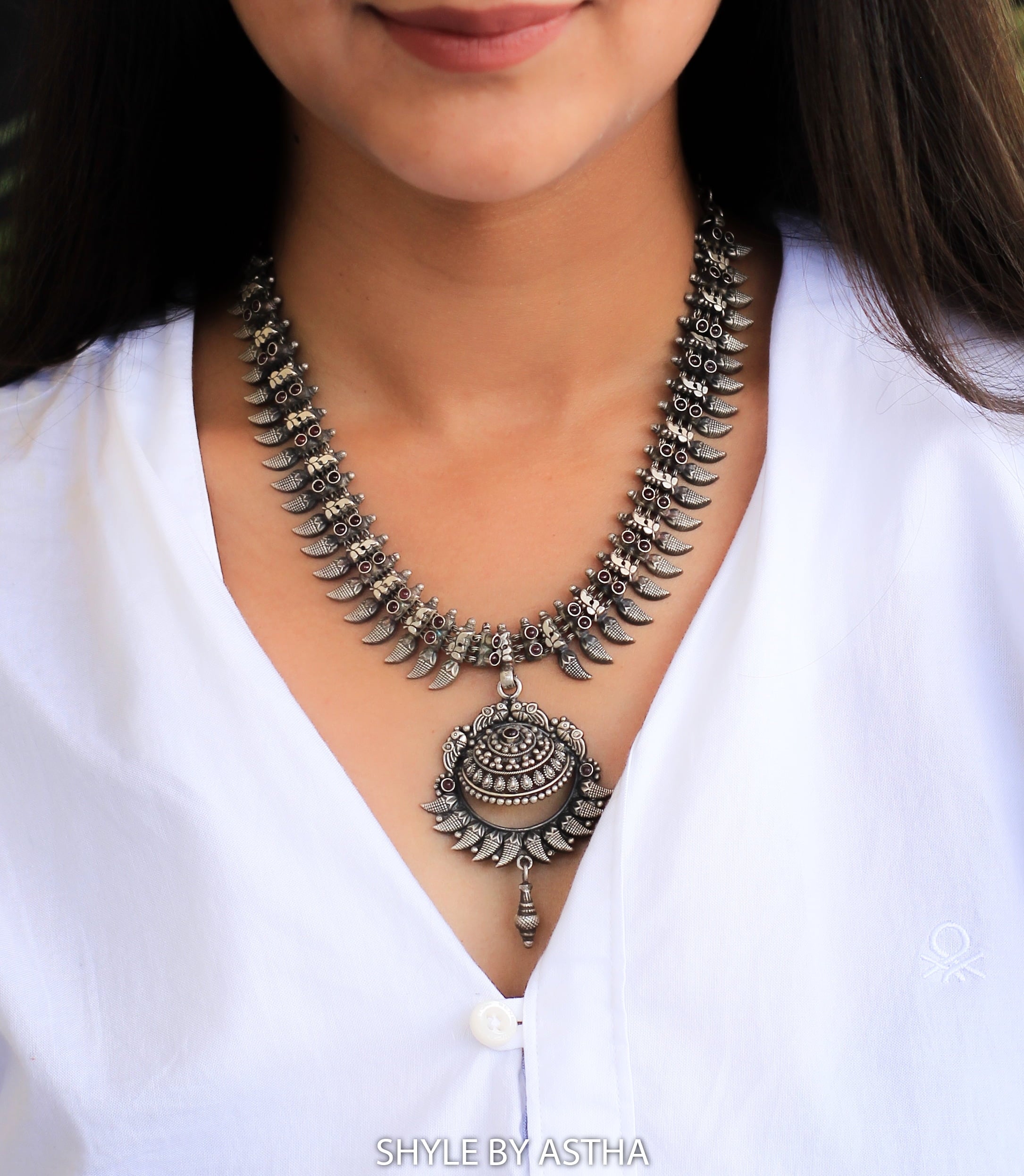 Tattva Embossed Stone studded necklace