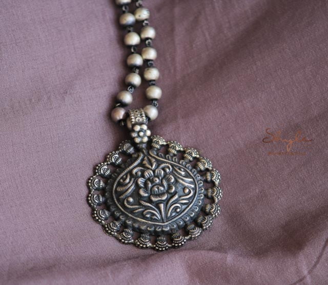 Mizoya Intricate Flora Ball Necklace