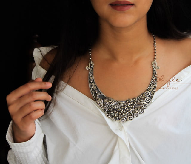 Anvaya Dancing Peacock Chitai Classic Necklace