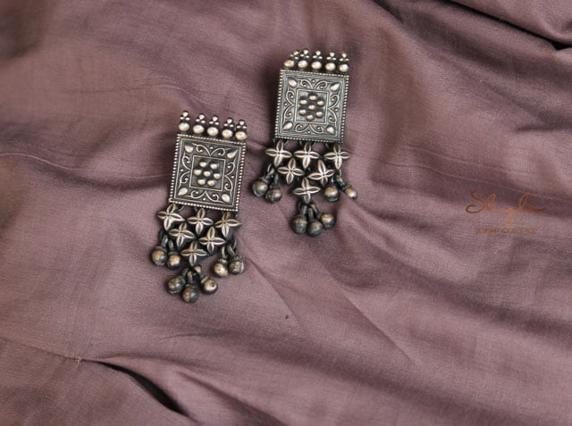 Mizoya Intricate Jali Earrings