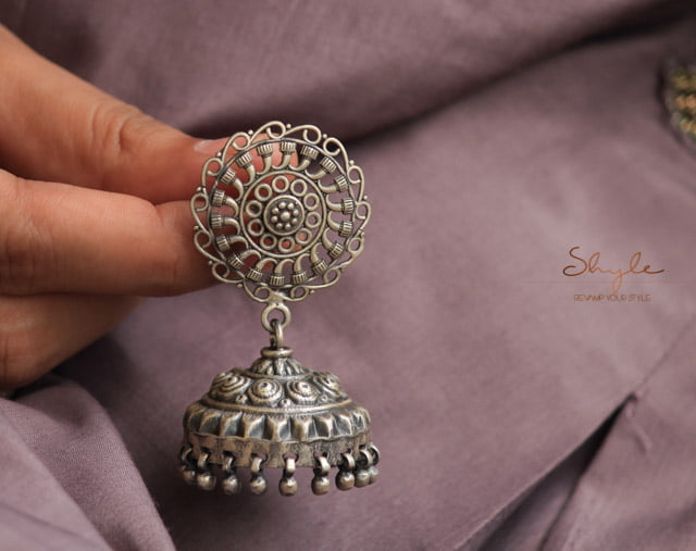Mizoya Intricate Carved Motif Embossed Jhumka