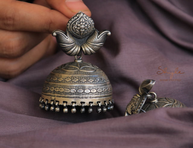 Tattva Intricate Classic Jhumka (2)