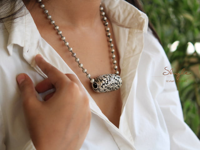 Tattva Chitai Intricate Drum Ball Necklace