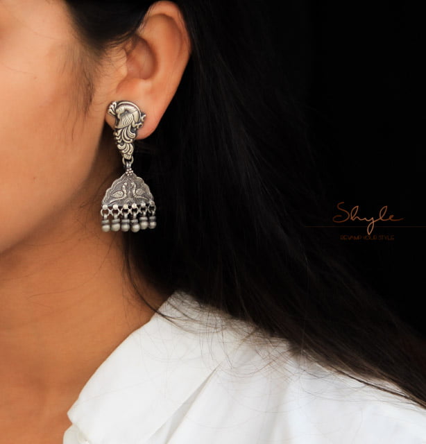 Moh Peacock Motif Vintage Art Earrings