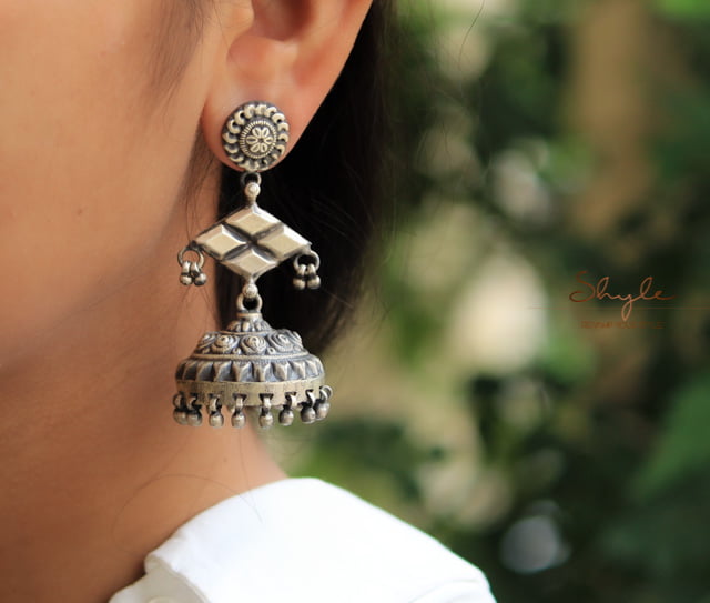 Dulari Layered Intricate Jhumka