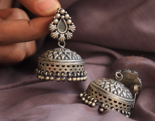 Dulari Embossed Motif Textured Jhumka