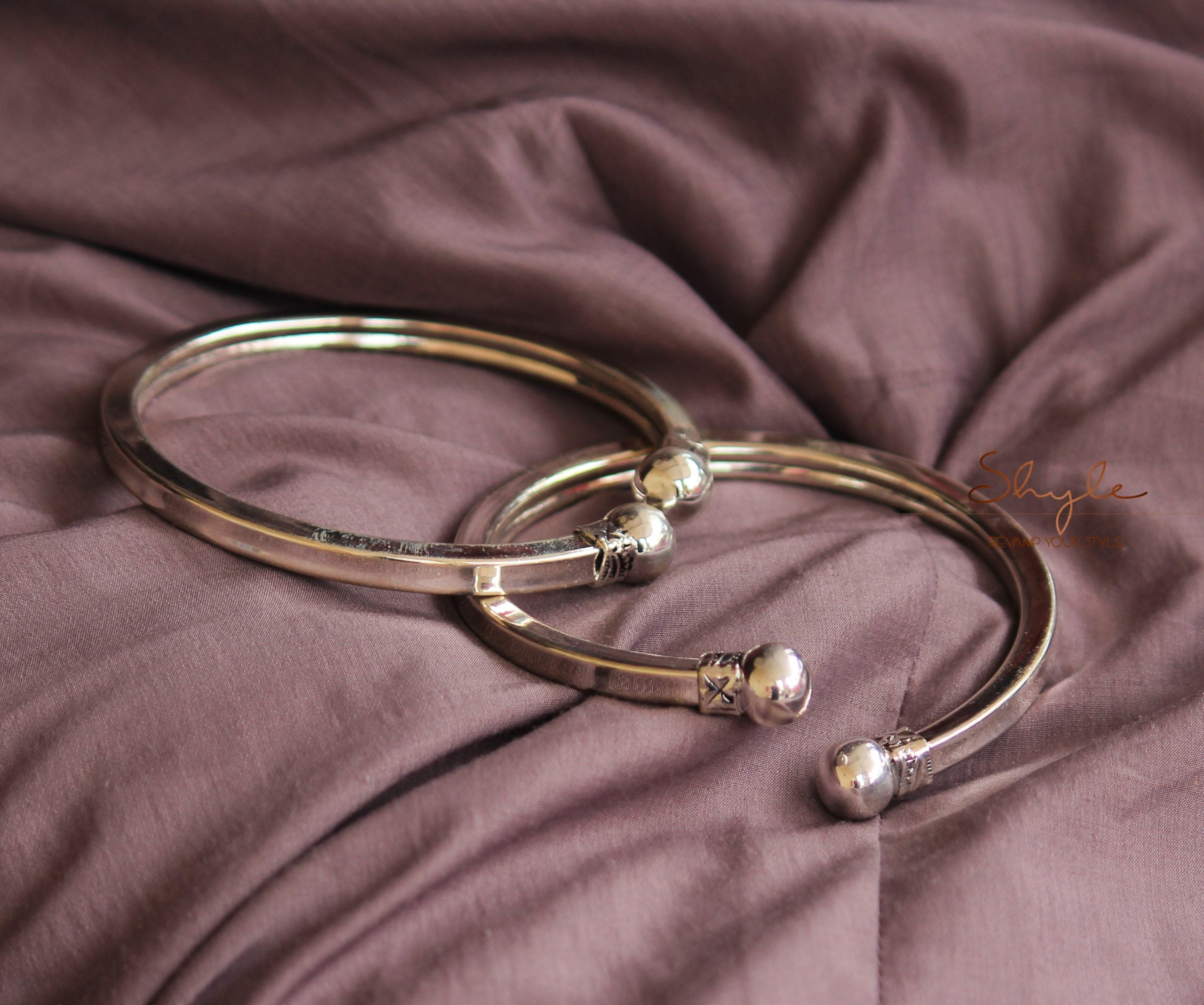 Moh Fine Ball Ankle Kada