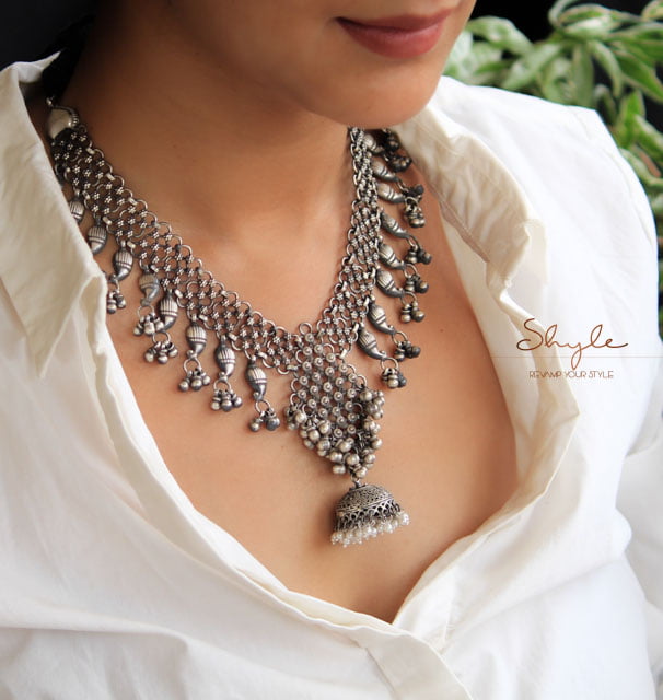 Tattva Intricate Jali Ghughri Necklace