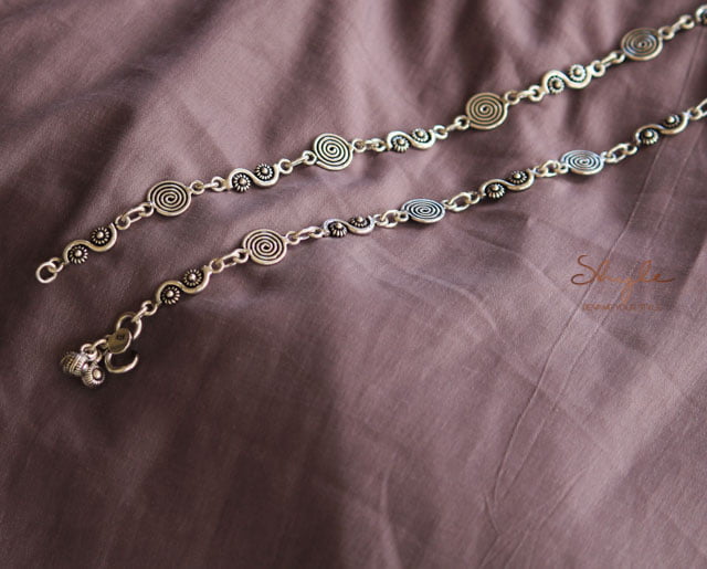 Mizoya Intricate Spiral Anklet Pair