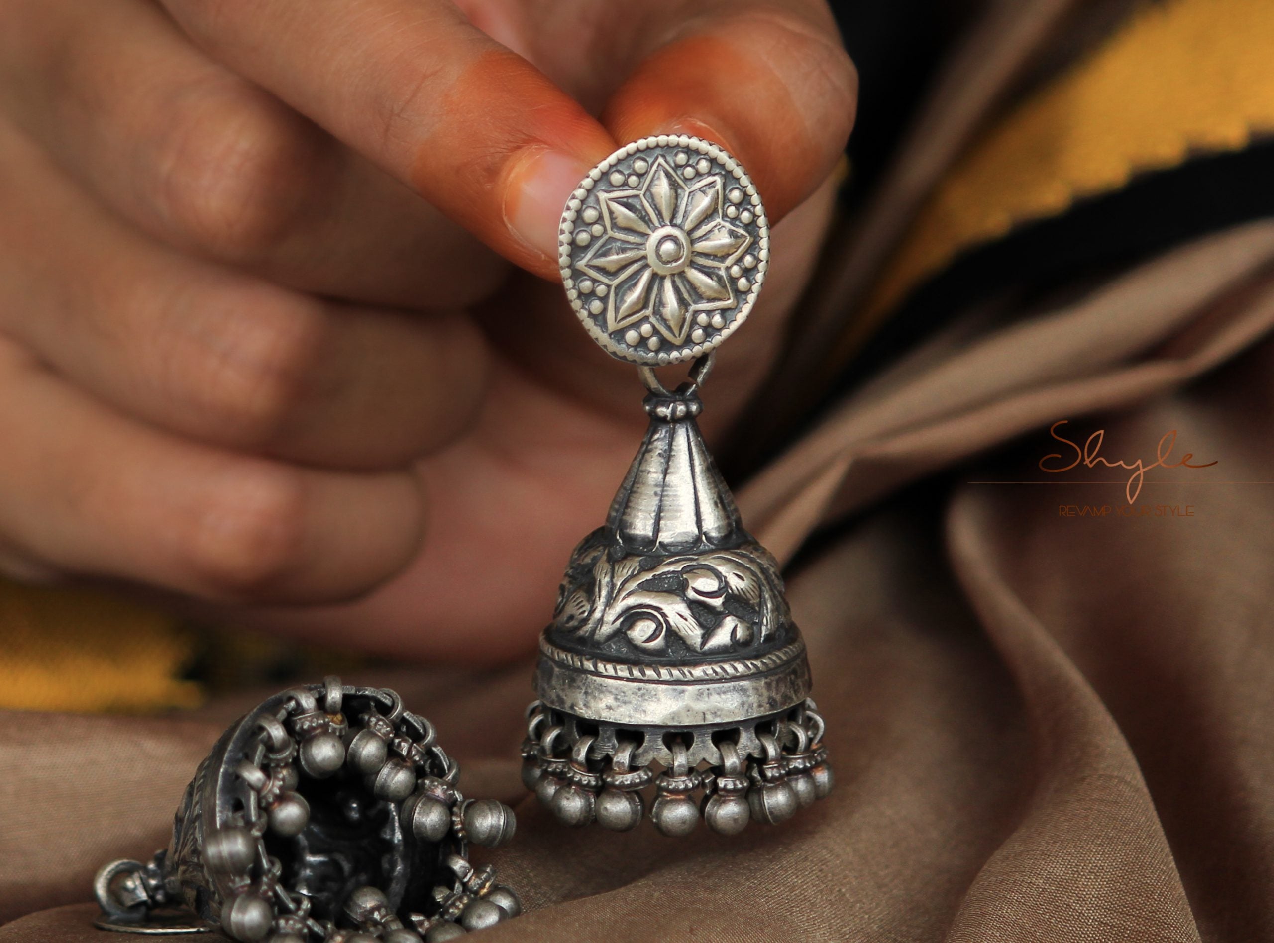 Anvaya Tribal Inspired Classic Jhumka