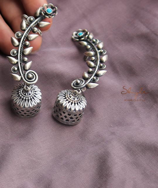 Moh Turquoise Bell Leaf Earcuff front