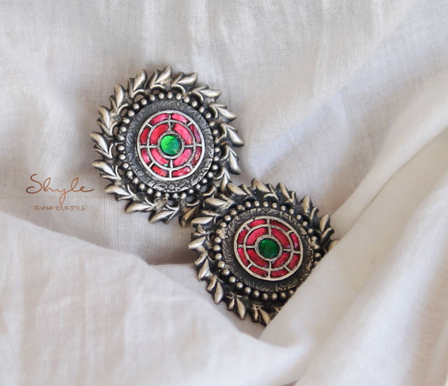 Essence Jadau Charkha Studs front