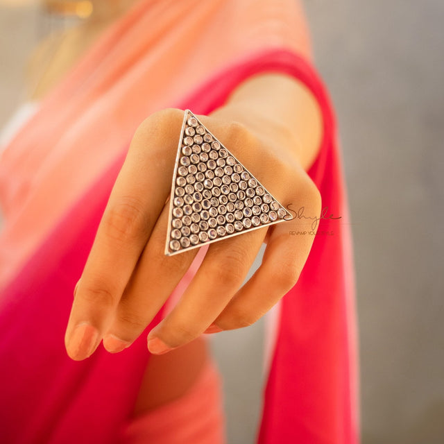 Essence Scintillating Triangle Cocktail Ring
