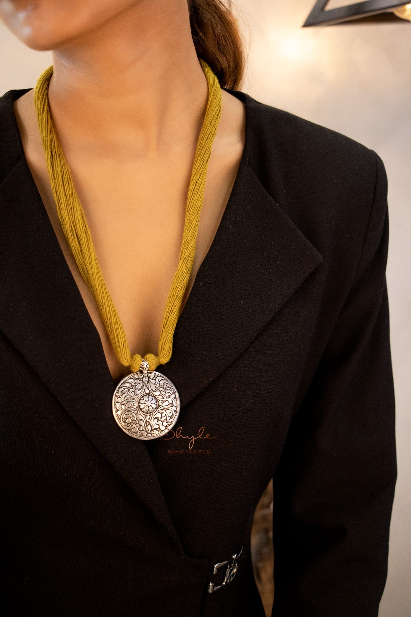 Mizoya Two Way Chitai Embossed Dori Necklace