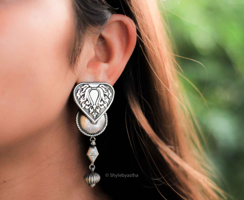 Mizoya Paan Layered Earrings