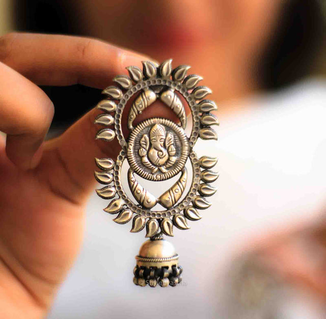Anvaya Ganesha Spiked Jhumki