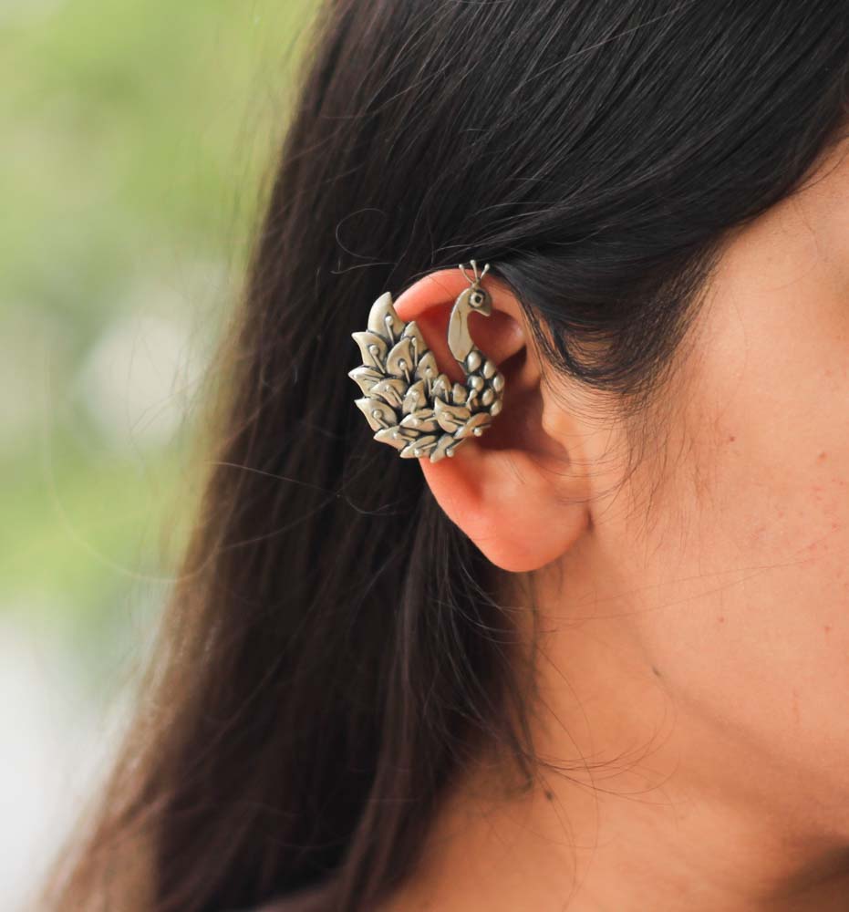 Adya Dancing Peacock Clip On