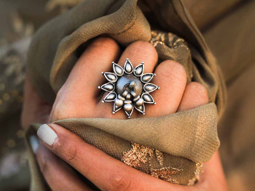 Qurbat Flower Ghughri Ring